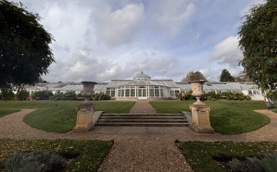 Picture of Chiswick conservatory in Chiswick House and Gardens.