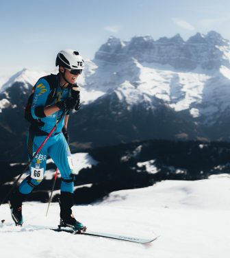 Skimo competitor Iain Innes (Photo alone credit : ISMF / Toño Miranda)