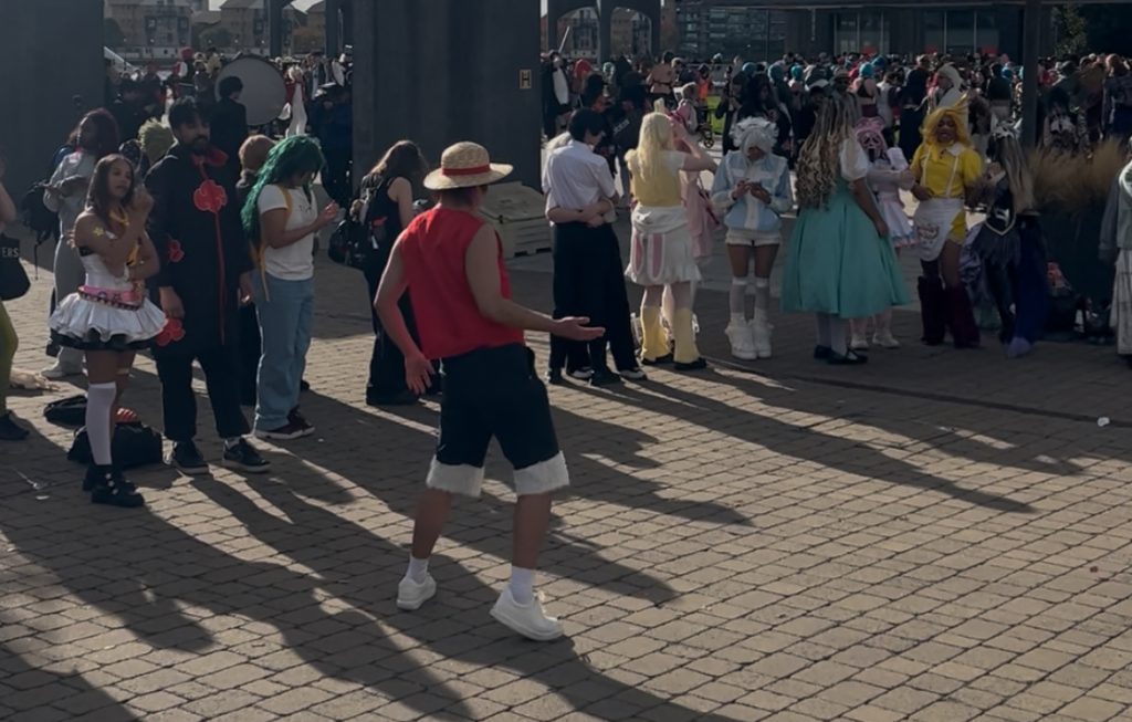 Solo dancer takes to the middle