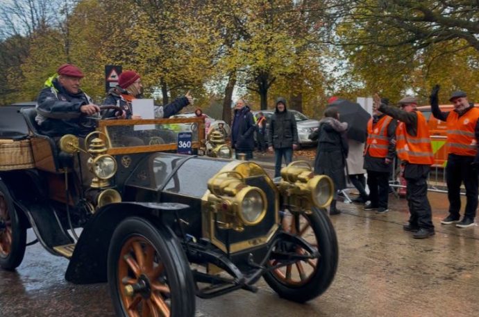 Participants in the oldest motoring event in the world, the London to Brighton Run, take off from London's Hyde Park.