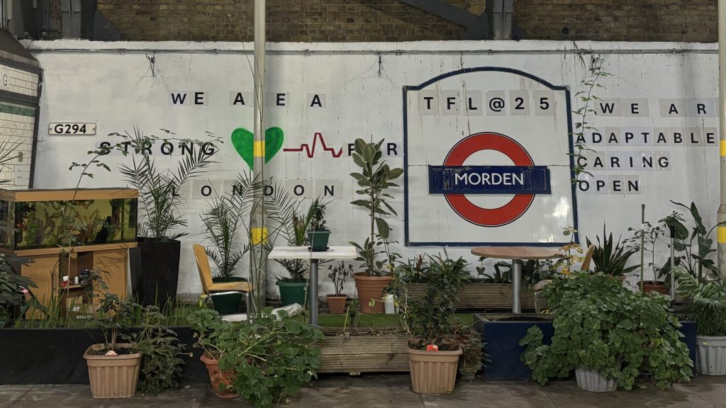 Unused platform at Morden station.