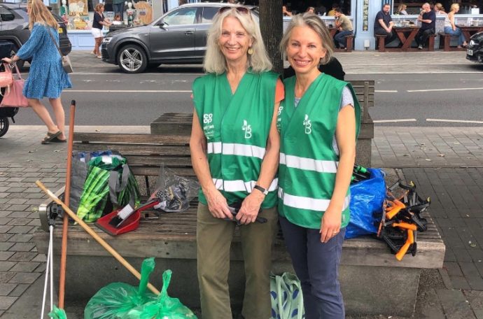 The two Beautify Balham co-founders, Jean Millar and Justine McNeil, at a litter pick.
