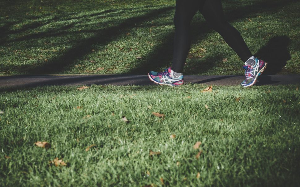 A pair of runners shoes