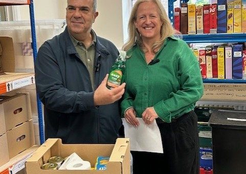 Sir Stelios Haji- Ioannou and CEO of Trussell Emma Revie holding an EasyJet donation (Credit: Alex Ioannides)