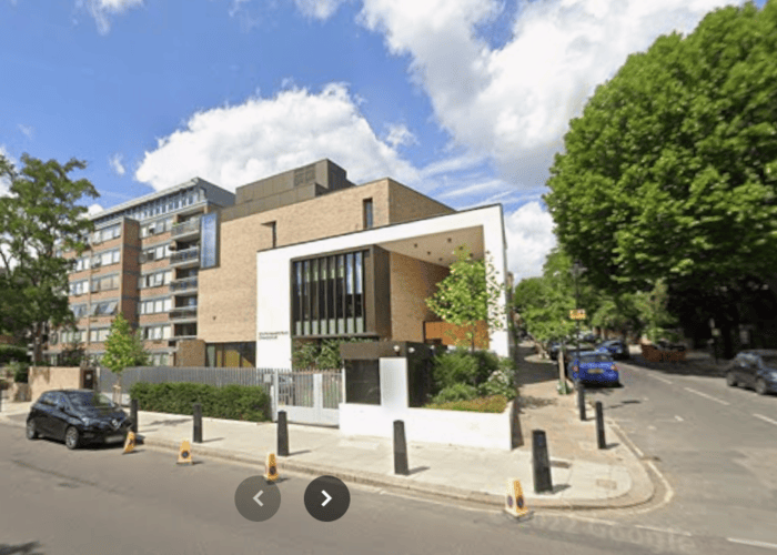 South Hampstead Synagogue had security guards stationed outside during celebrations.