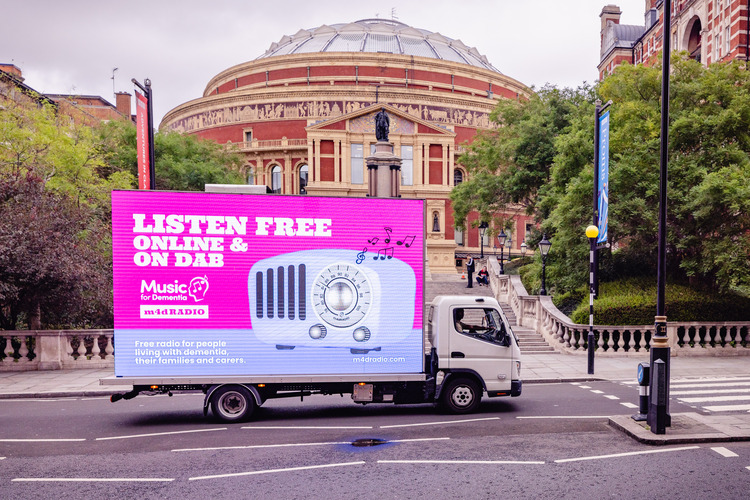 M4dRADIO brings its DAB service to South and West London.