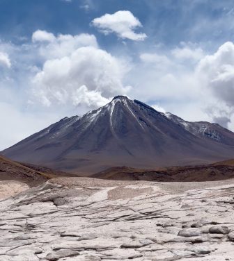Image of Chilean volcano Ojos Del Salado
